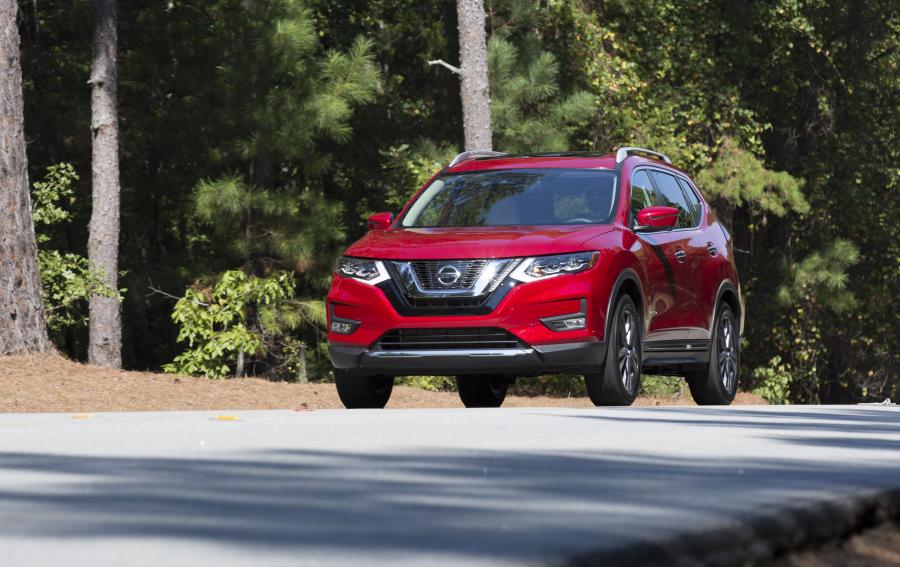  Nissan Rogue Hybrid 2016 года  (фото 14 из 36)